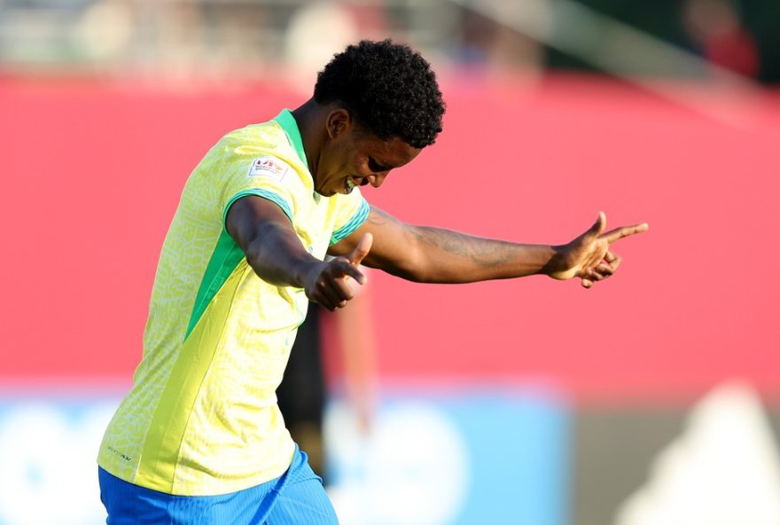 trio-do-bahia-na-selecao-sub-173A-r24-22C47-bilhoes-em-multa-rescisoria trio-do-bahia-na-selecao-sub-173A-r24-22C47-bilhoes-em-multa-rescisoria