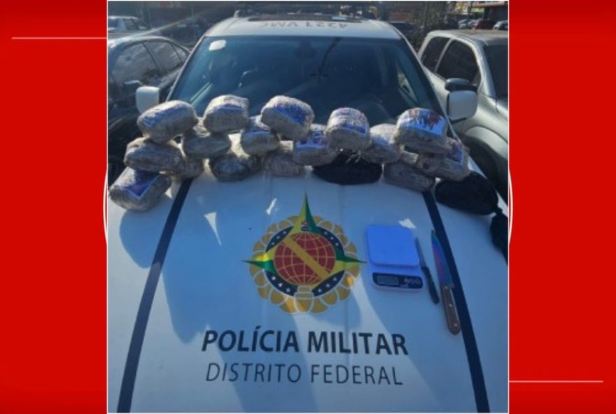 trio-e-detido-com-r24100-mil-em-drogas-em-taguatinga2C-df3A-mulher-de-26-anos-transportava-entorpecentes-de-mato-grosso