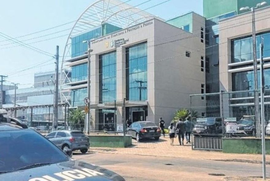 triplo-homicidio-no-canindezinho2C-em-fortaleza2C-choca-a-comunidade3A-investigacoes-em-andamento-para-esclarecer-o-caso