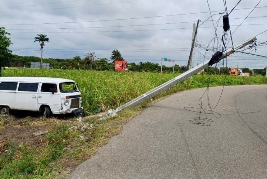 troca-de-postes-em-limeira-aumenta-3325-devido-a-colisoes-e-deixa-7-mil-sem-energia3A-saiba-mais