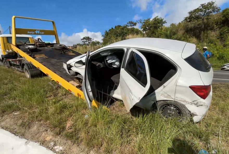 troca-de-tiros-com-suspeito-morto-na-br-1013A-policia-age-em-perseguicao-no-recife troca-de-tiros-com-suspeito-morto-na-br-1013A-policia-age-em-perseguicao-no-recife