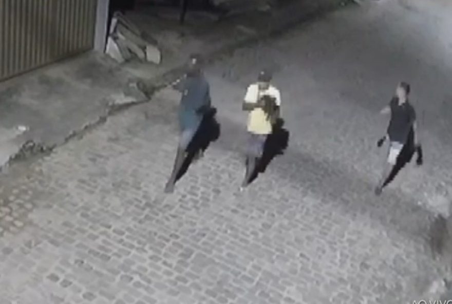 troca-de-tiros-e-aulas-suspensas3A-violencia-em-camamu2C-bahia