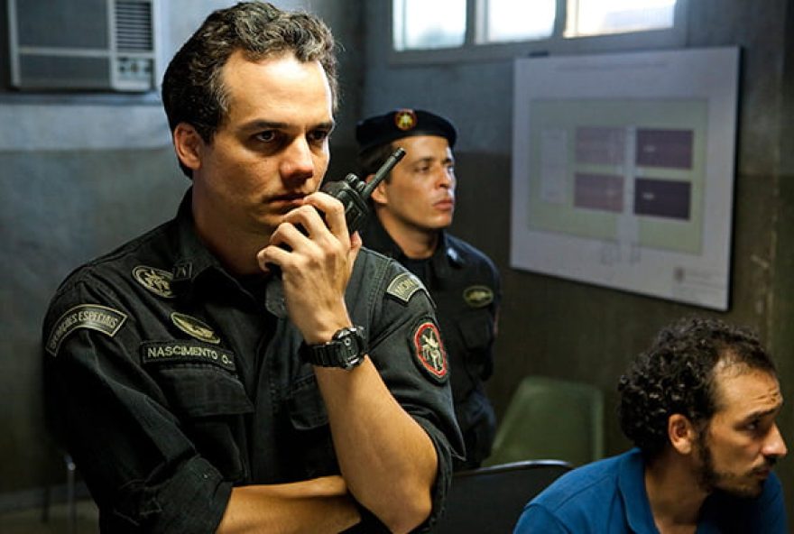 tropa_de_elite_2_o_inimigo_agora_e_outro_640X400