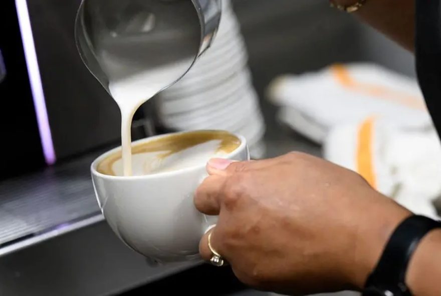 trump-e-lula-negociam-tarifas-de-cafe-em-videoconferencia