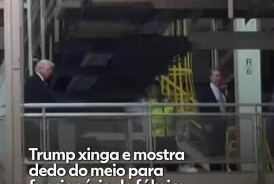 trump-xinga-homem-que-o-teria-chamado-de-protetor-de-pedofilo trump-xinga-homem-que-o-teria-chamado-de-protetor-de-pedofilo