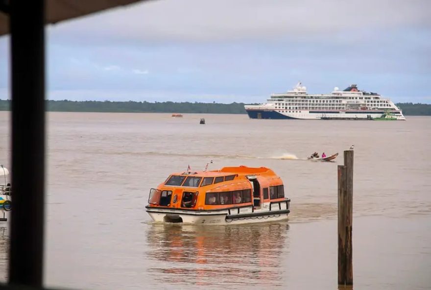 turistas-sao-recepcionados-em-belem-no-terminal-de-icoaraci turistas-sao-recepcionados-em-belem-no-terminal-de-icoaraci