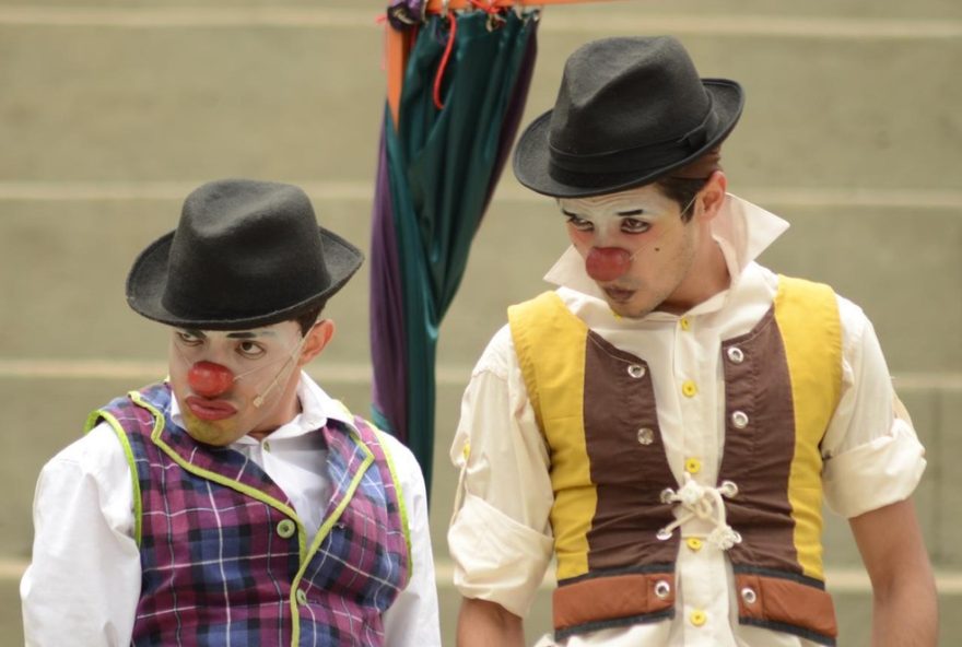 turne-22tap-clowns22-do-grupo-real-fantasia-chega-ao-norte-de-minas-com-muito-humor-e-diversao