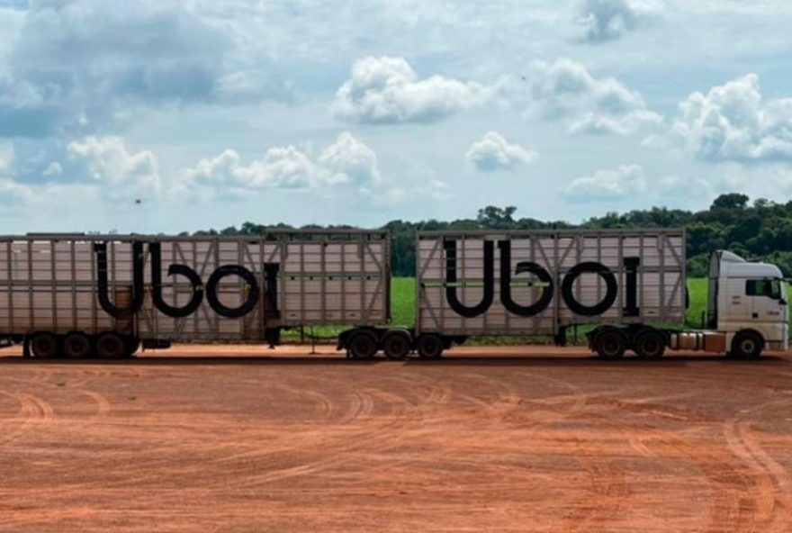 uboi3A-a-plataforma-inovadora-da-jbs-transportadora-para-transporte-de-gado-vivo-em-tempo-real