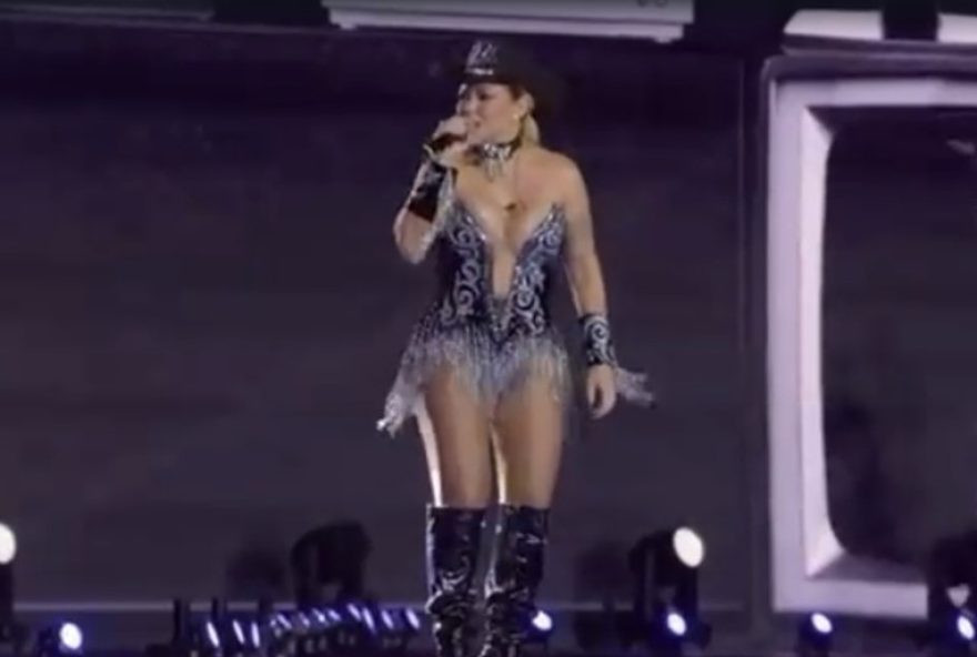 ultimo-show-de-vanessa-rios-no-brasil3A-gravacao-de-dvd-de-forro-em-olinda ultimo-show-de-vanessa-rios-no-brasil3A-gravacao-de-dvd-de-forro-em-olinda