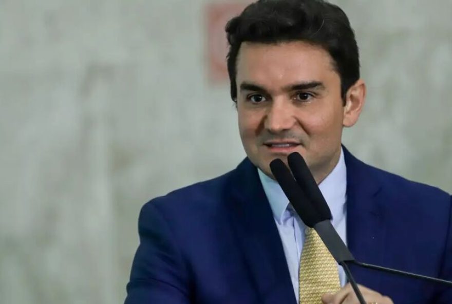 uniao-brasil-convoca-reuniao-para-tratar-da-expulsao-de-sabino-apos-recuo-sobre-saida-do-governo