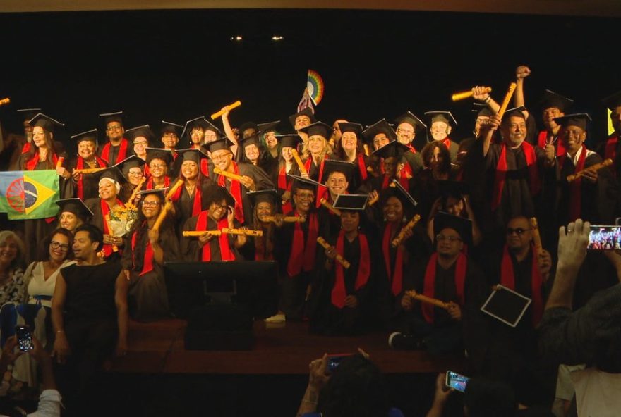 universidade-das-quebradas-forma-nova-turma-em-parceria-com-academia-brasileira-de-letras