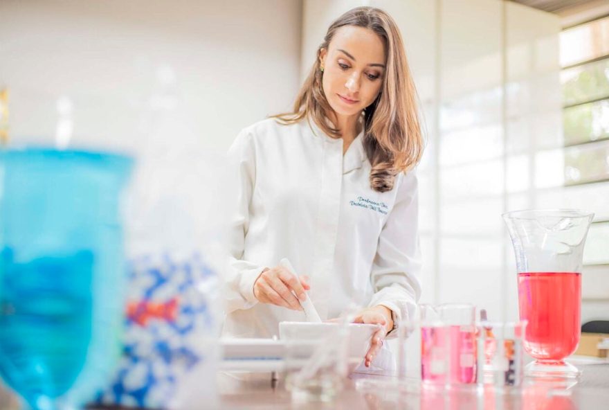 universidade-do-parana-abre-concurso-historico-para-professores-efetivos-apos-9-anos-sem universidade-do-parana-abre-concurso-historico-para-professores-efetivos-apos-9-anos-sem