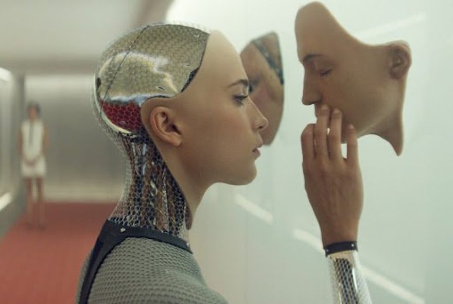 EX MACHINA - 2015 FILM STILL - Alicia Vikander as Ava