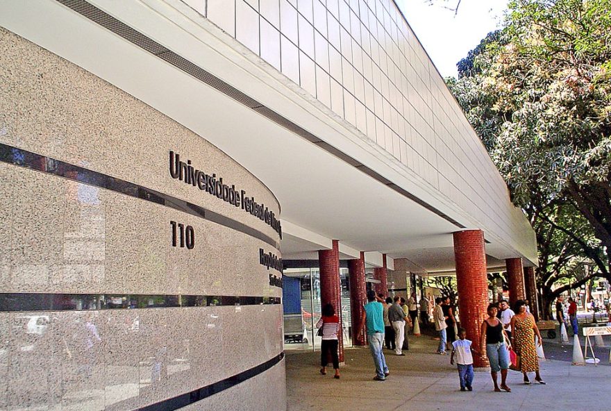 uti-neonatal-do-hospital-das-clinicas-recebe-bebes-apos-dedetizacao