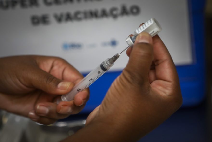 vacina-da-dengue-de-dose-unica3A-como-funciona-e-quem-pode-tomar3F