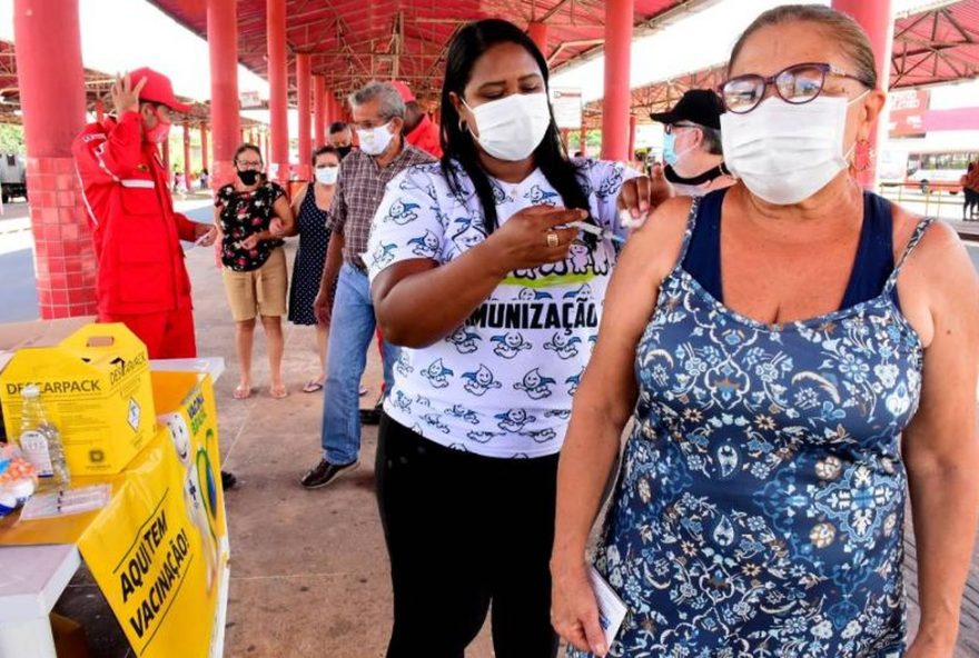 vacinacao-contra-a-gripe-disponivel-nos-terminais-de-integracao-de-sao-luis3A-saiba-como-se-proteger