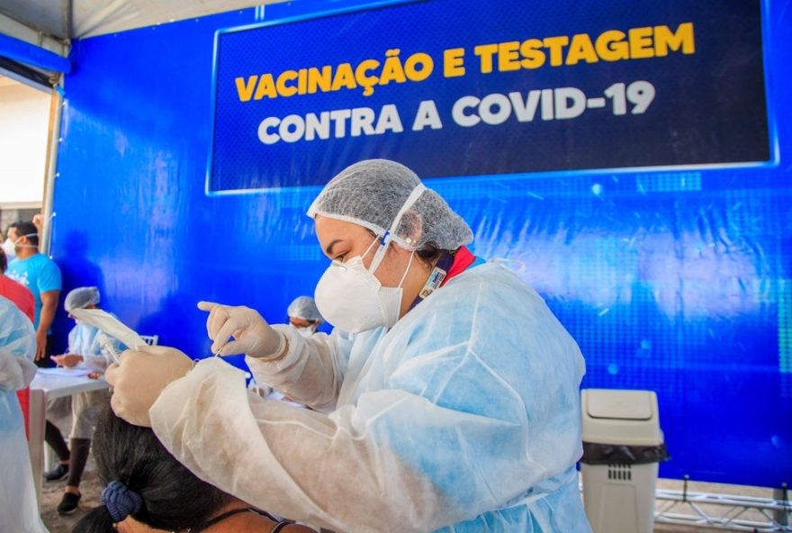 vacinacao-contra-covid-19-e-influenza-na-praca-da-republica3A-confira-os-detalhes