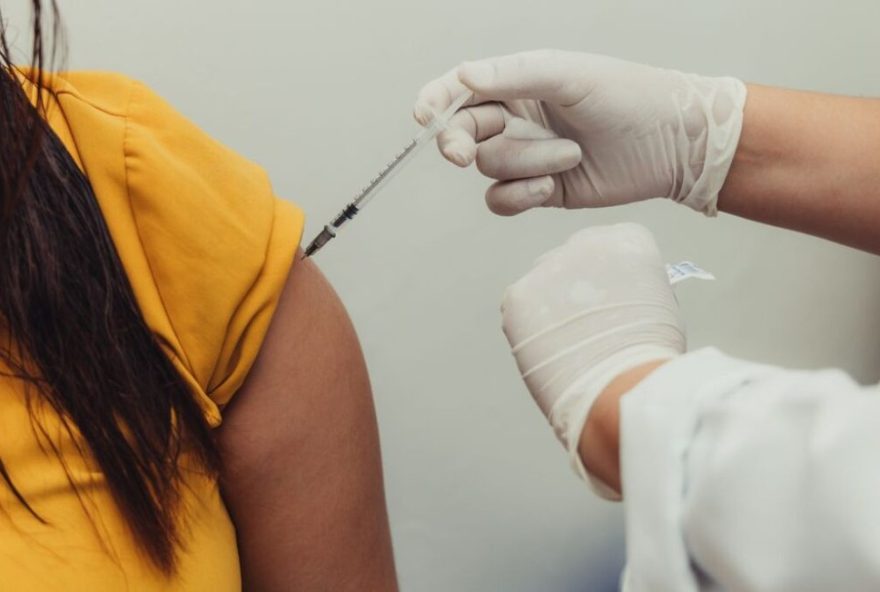 vacinacao-contra-gripe-e-ampliada-em-cidades-do-vale-de-sp3A-saiba-mais