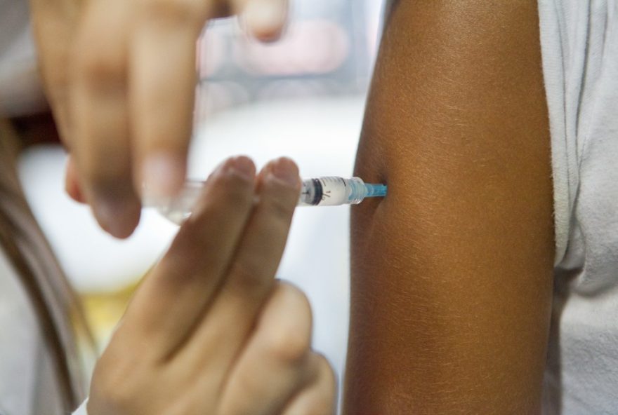 vacinacao-contra-hpv-ampliada-para-jovens-de-15-a-19-anos-em-coronel-fabriciano3A-saiba-mais