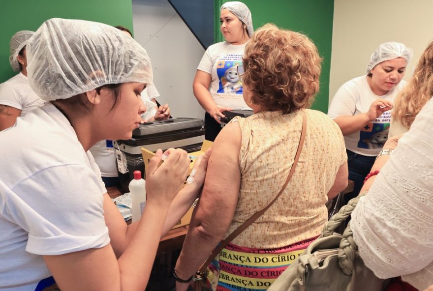 vacinacao-em-shoppings-de-belem-de3A-prorrogada-ate-sexta-feira-para-aumentar-cobertura-vacinal vacinacao-em-shoppings-de-belem-de3A-prorrogada-ate-sexta-feira-para-aumentar-cobertura-vacinal