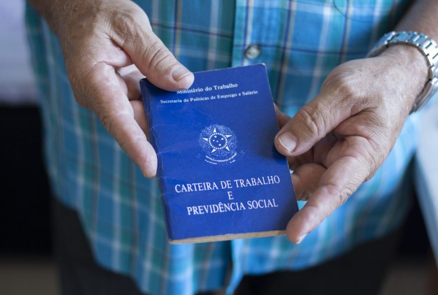 vagas-de-emprego-em-petrolina2C-salgueiro-e-araripina3A-confira-as-oportunidades-atualizadas-diariamente-pela-agencia-do-trabalho-de-pernambuco