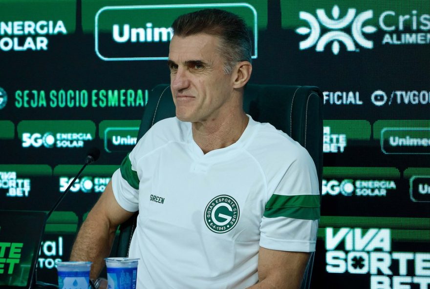 vagner-mancini-comemora-goias-acima-da-meta-de-pontos-na-serie-b3A-22numeros-excelentes22