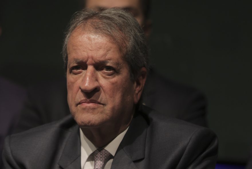 O presidente nacional do Partido Liberal (PL), Valdemar Costa Neto, fala com a imprensa no Centro de Eventos e Convenções Brasil 21, em Brasília. O presidente nacional do Partido Liberal (PL), Valdemar Costa Neto, fala com a imprensa no Centro de Eventos e Convenções Brasil 21, em Brasília.