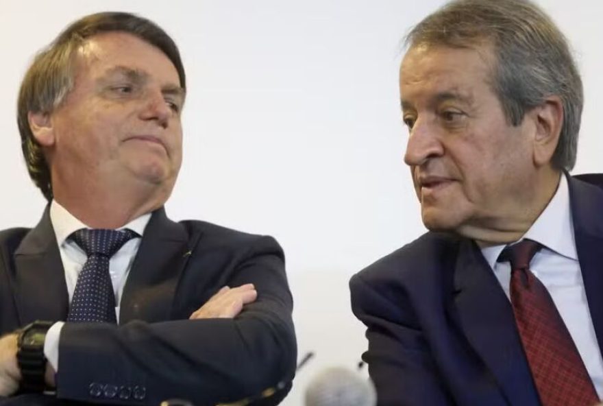 valdemar-costa-neto-defende-mulher-na-chapa-de-flavio-bolsonaro-e-critica-escolha-de-braga-netto-como-vice-de-bolsonaro-em-2022 valdemar-costa-neto-defende-mulher-na-chapa-de-flavio-bolsonaro-e-critica-escolha-de-braga-netto-como-vice-de-bolsonaro-em-2022