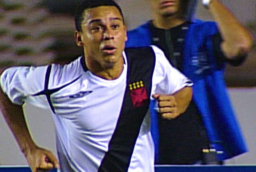 valdiram-do-vasco3A-a-tragica-saga-do-artilheiro-que-sucumbiu-as-drogas valdiram-do-vasco3A-a-tragica-saga-do-artilheiro-que-sucumbiu-as-drogas