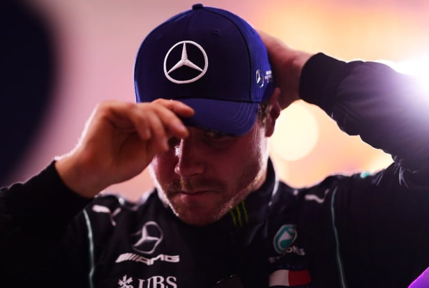 valtteri-bottas-esta-de-volta-a-mercedes-como-piloto-reserva-para-2025