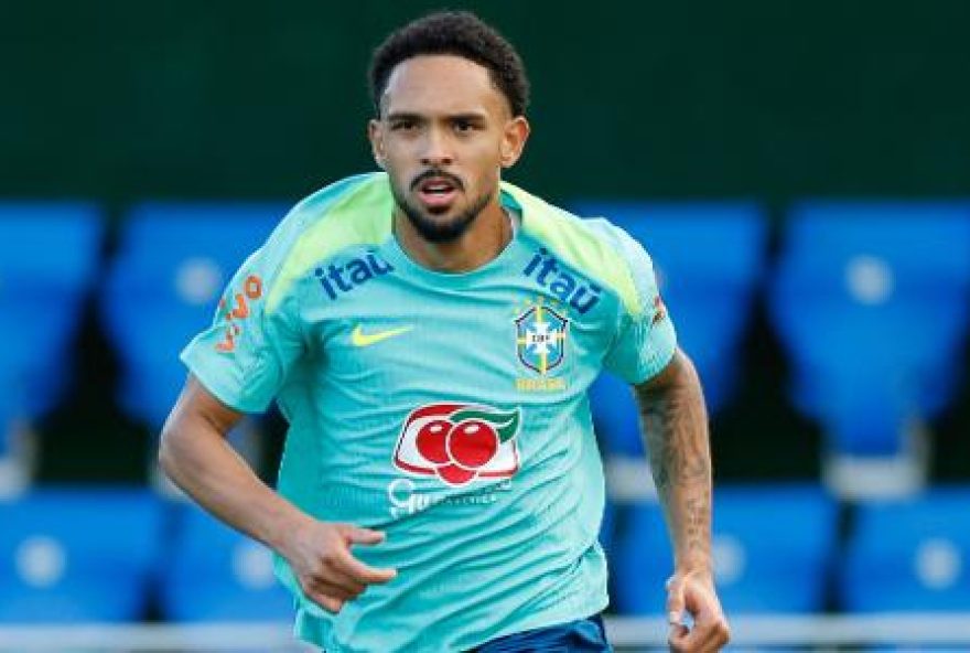 vanderson-e-cortado-de-novo-e-ancelotti-convoca-vitinho-a-selecao