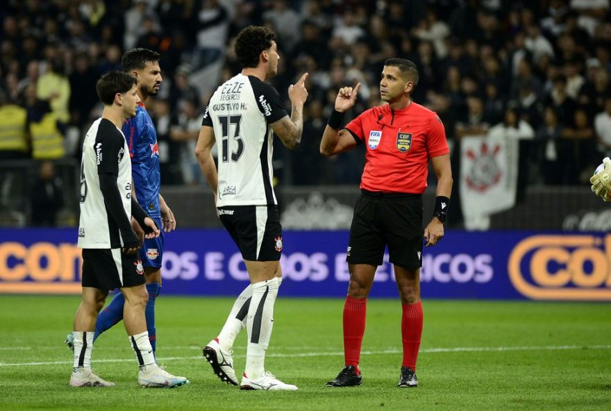 var-analisa-penalti-polemico-em-corinthians-x-bragantino3A-o-que-diz-a-cbf