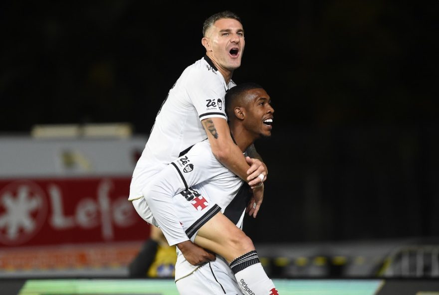 vasco-alcanca-feito-inedito-no-brasileirao3A-dois-artilheiros-com-mais-de-dez-gols-apos-14-anos
