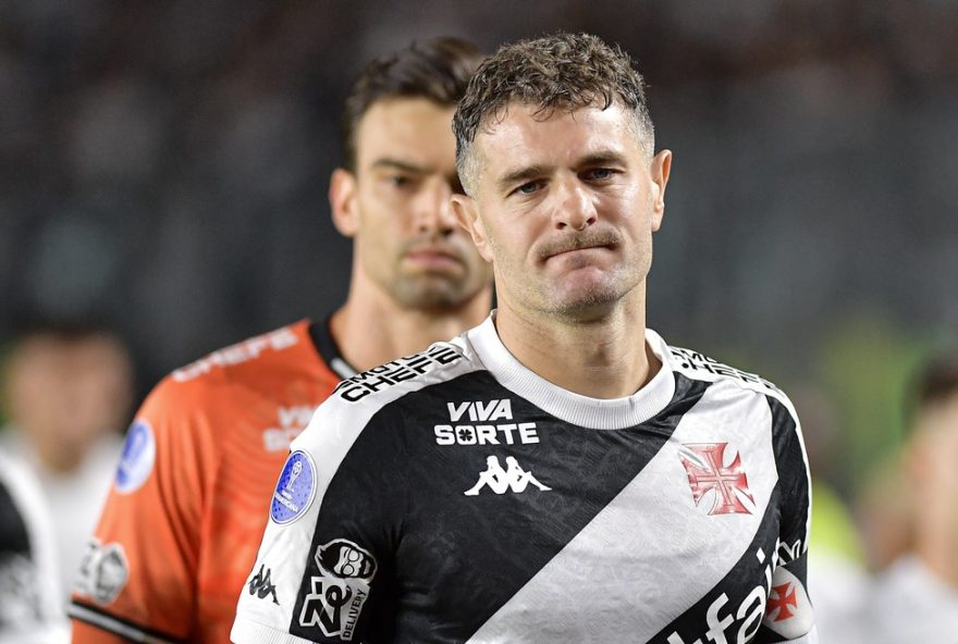 vasco-busca-quebrar-sequencia-negativa-contra-o-fortaleza3A-fernando-diniz-estreia-em-sao-januario-com-missao-de-evitar-pior-marca-do-seculo