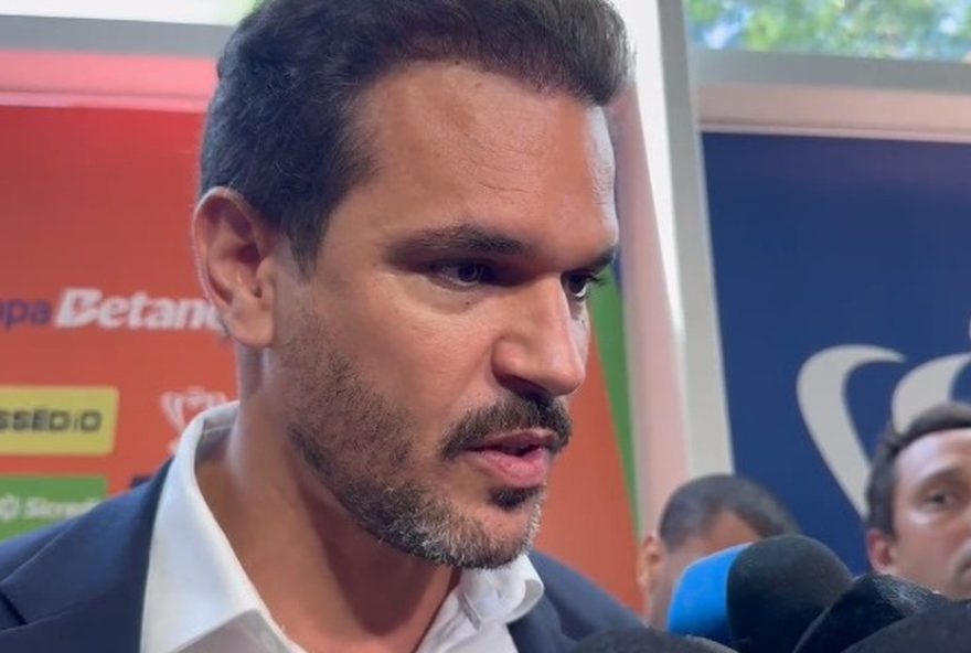 vasco-em-busca-de-reforcos3A-negociacoes-em-andamento2C-pede-paciencia-aos-torcedores