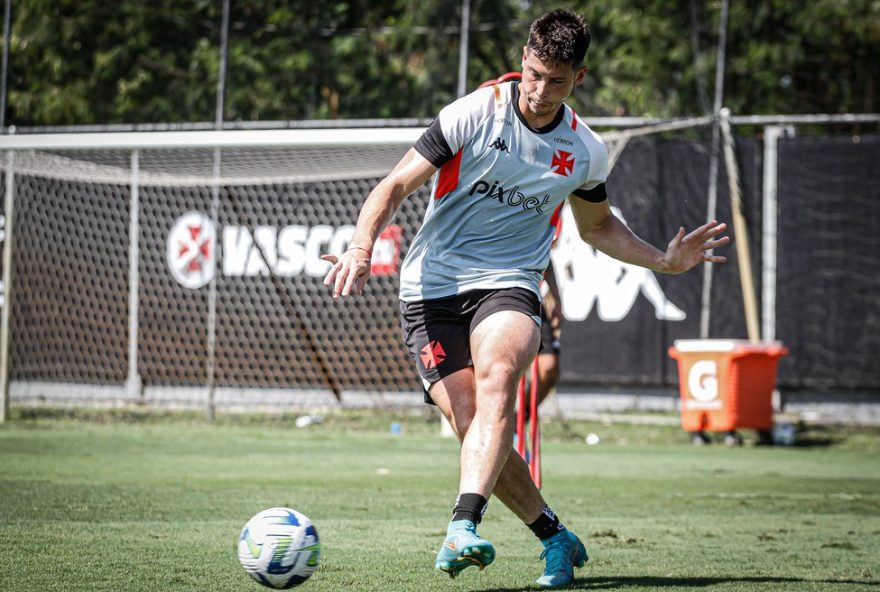 vasco-se-aproxima-de-acordo-para-rescindir-com-capasso-e-reforcar-elenco3A-confira-as-ultimas-atualizacoes