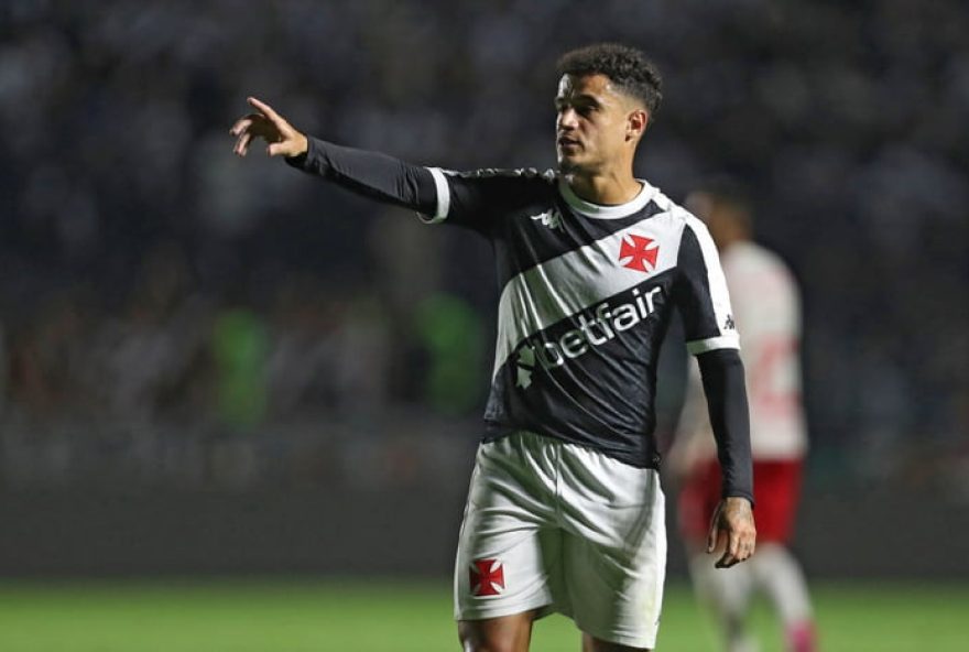 vasco-vence-nova-iguacu-por-3-x-0-na-copa-do-brasil3A-coutinho-brilha-no-nilton-santos