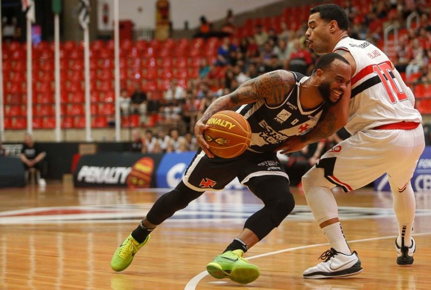 vasco-vence-sao-paulo-de-virada-em-duelo-emocionante-no-nbb