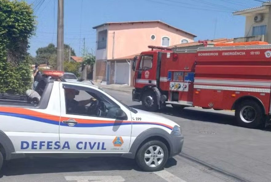 vazamento-de-gas-em-lorena2C-sp3A-obra-da-prefeitura-provoca-evacuacao-de-casas-na-cidade-industrial