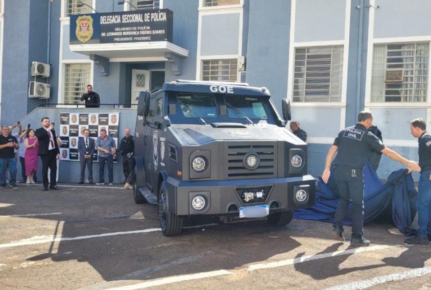 veiculo-blindado-da-policia-civil3A-novo-equipamento-para-operacoes-especiais