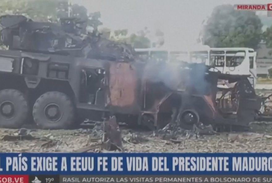 veiculos-carbonizados-apos-ataque-dos-eua-na-venezuela veiculos-carbonizados-apos-ataque-dos-eua-na-venezuela