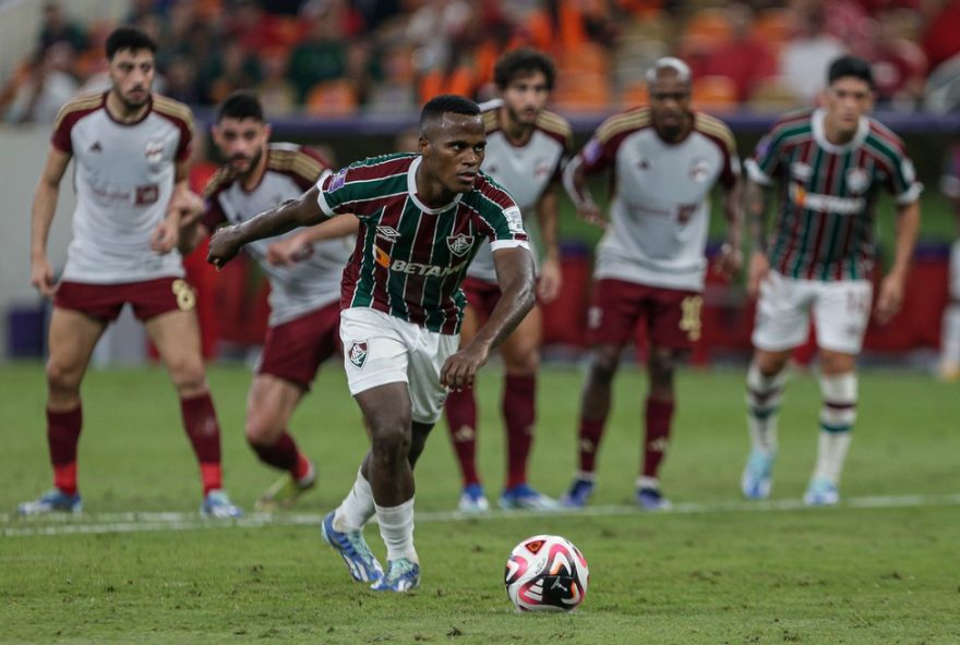veja-aproveitamento-dos-penaltis-no-fluminense3A-arias-e-destaque