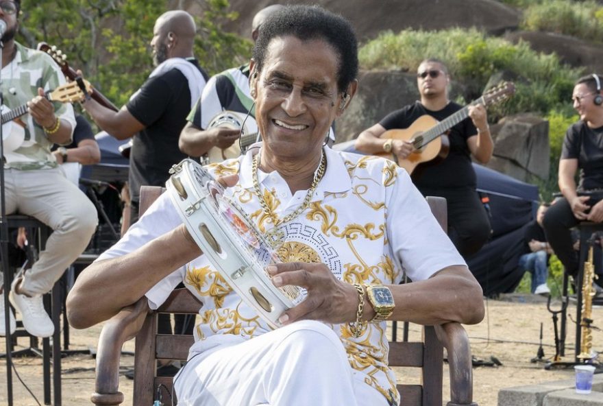 velorio-de-bira-presidente2C-do-cacique-de-ramos-e-fundo-de-quintal2C-nesta-segunda-no-rio