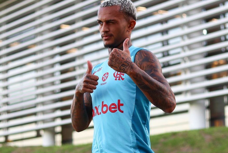 venda-de-wesley-para-roma-coloca-flamengo-no-top-5-de-maiores-negocios-da-decada
