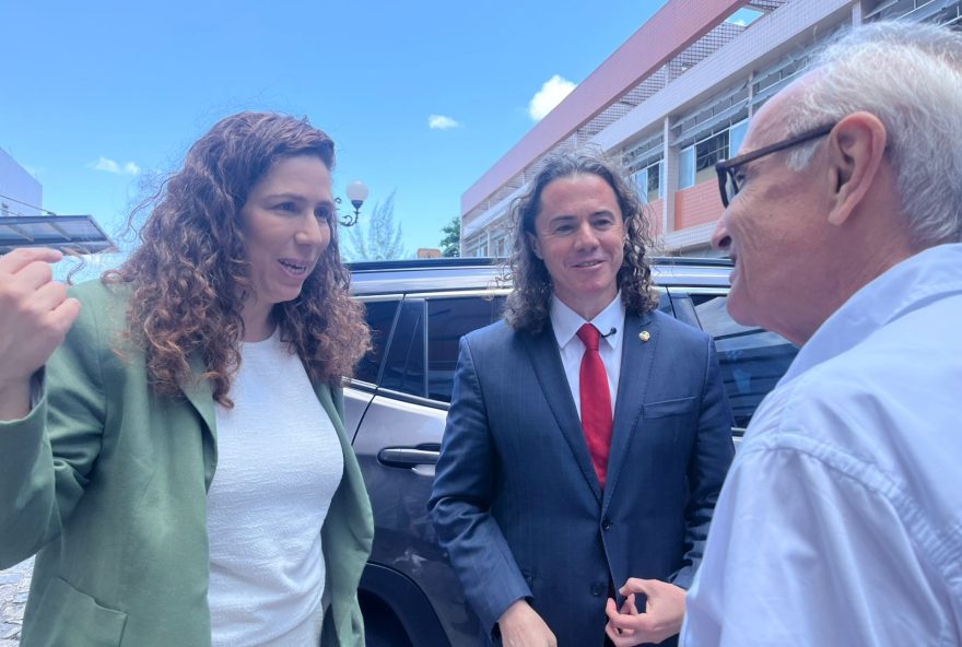 veneziano-e-cicero-recepcionam-ministra-da-gestao-e-inovacao-na-paraiba