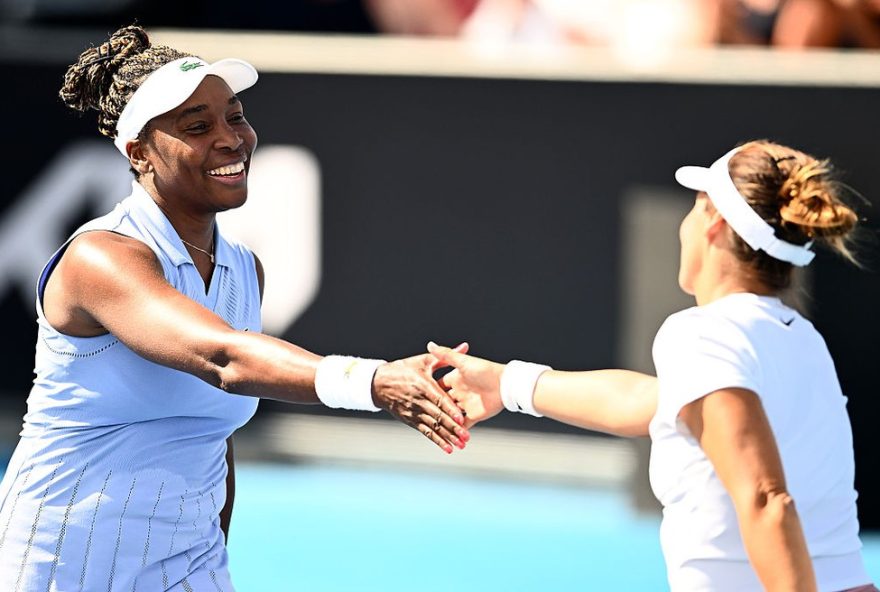venus-williams-x-tatjana-maria-fazem-historia-com-duelo-de-84-anos-no-wta-de-hobart venus-williams-x-tatjana-maria-fazem-historia-com-duelo-de-84-anos-no-wta-de-hobart