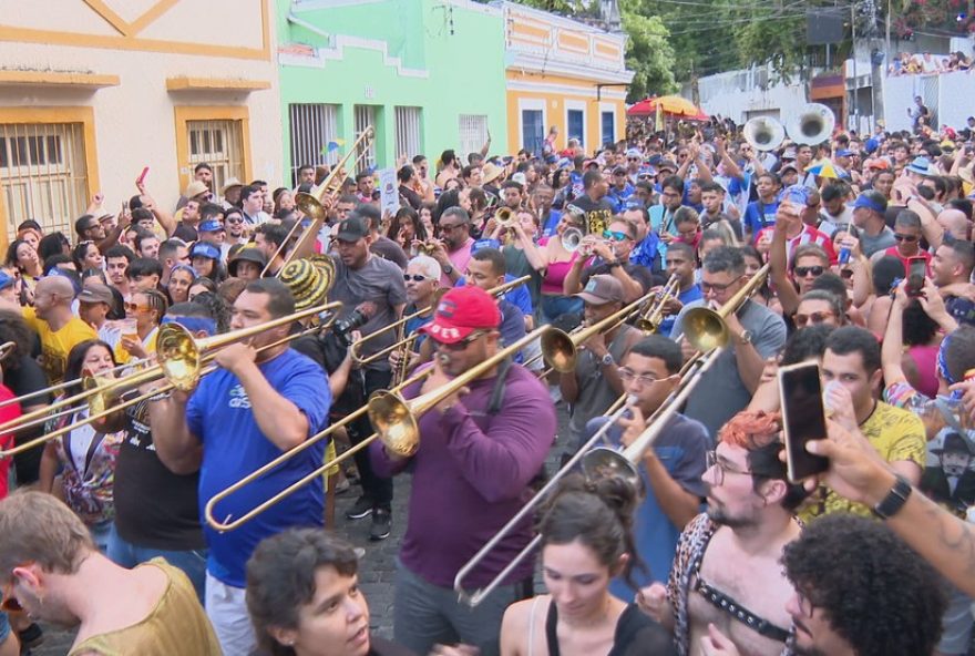 vereadores-de-olinda-derrubam-veto-da-prefeita-a-projeto-contra-atrasos-no-pagamento-de-artistas-no-carnaval2C-aprovando-flexibilizacao-de-prazo vereadores-de-olinda-derrubam-veto-da-prefeita-a-projeto-contra-atrasos-no-pagamento-de-artistas-no-carnaval2C-aprovando-flexibilizacao-de-prazo