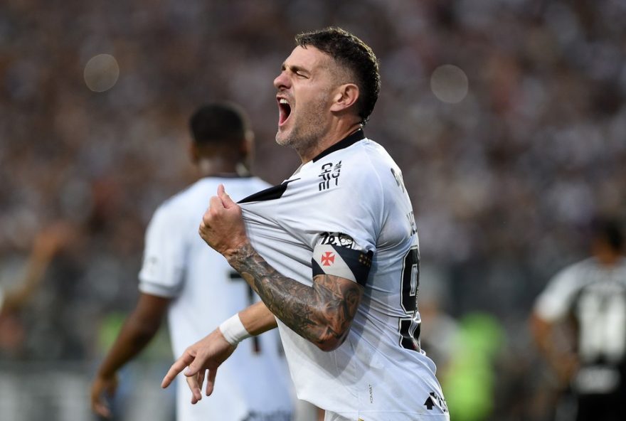 vettuti2C-artilheiro-em-classicos2C-busca-redencao-no-vasco-enfrentando-o-flamengo
