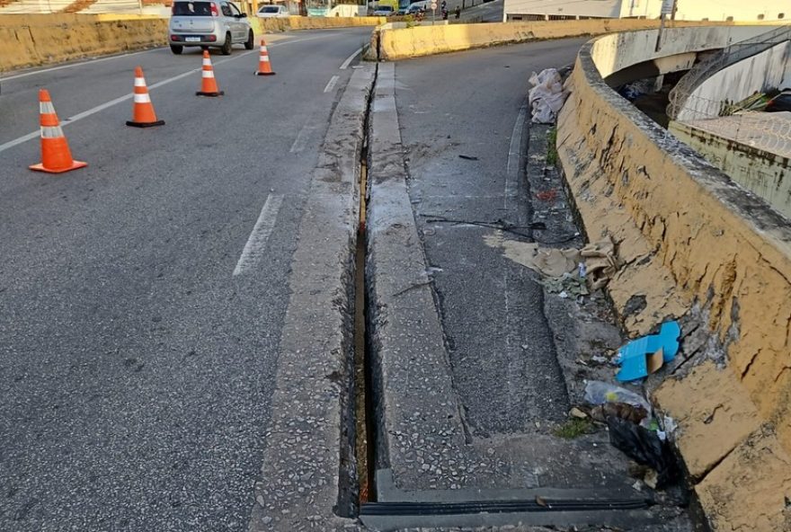 viaduto-avenida-13-de-maio-passa-por-reparos-apos-acidentes3A-linhas-de-onibus-desviadas