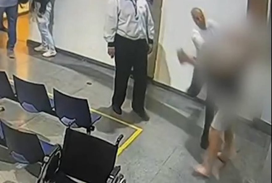 video-mostra-sequencia-de-agressao-a-paciente-em-hospital-de-sao-bernardo-do-campo2C-sp